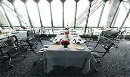 Jules Verne restaurant in Paris - Second Floor of the Eiffel Tower - Read the reviews